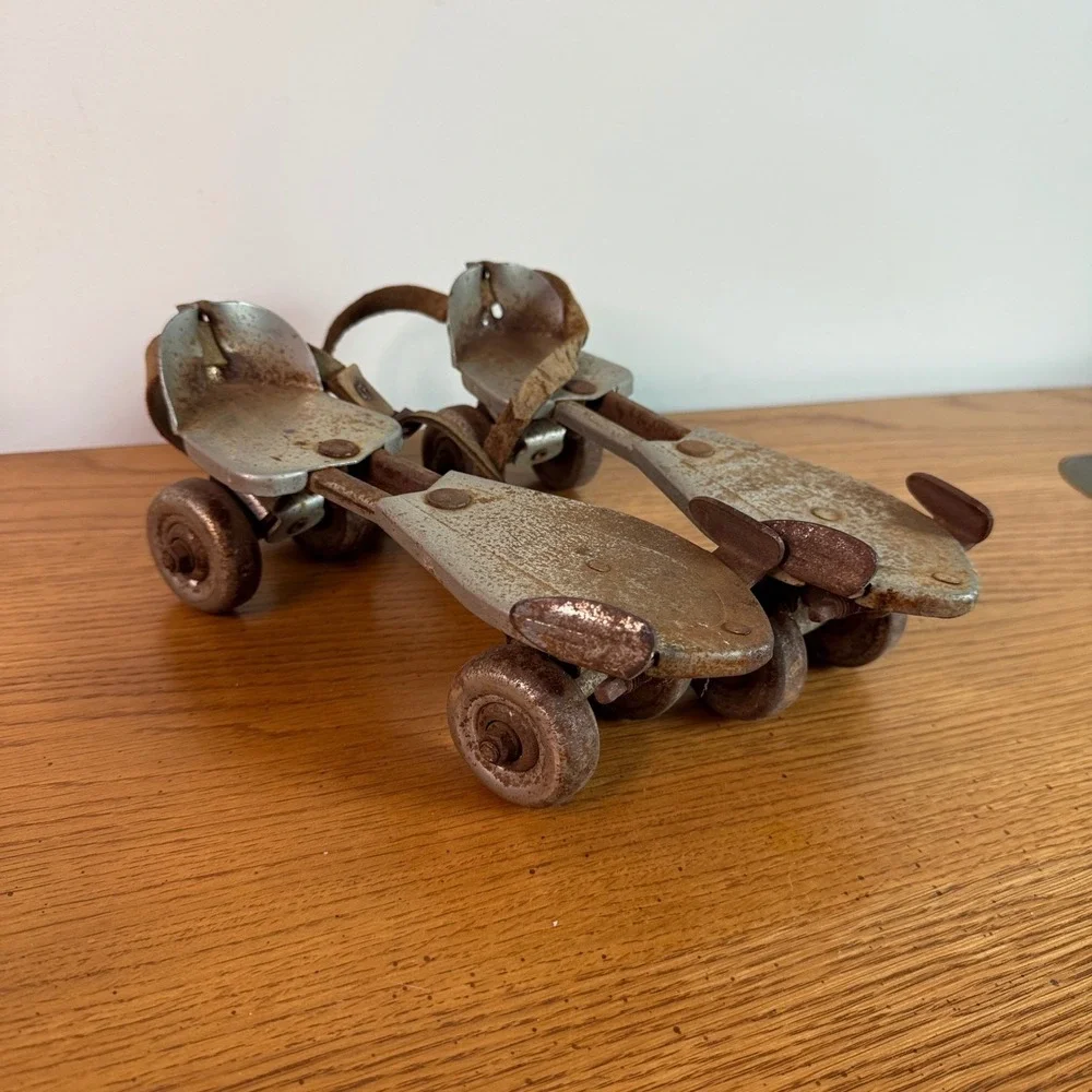 Vintage Kingston Olympic‎ Metal Roller Skates Adjustable Antique Decor